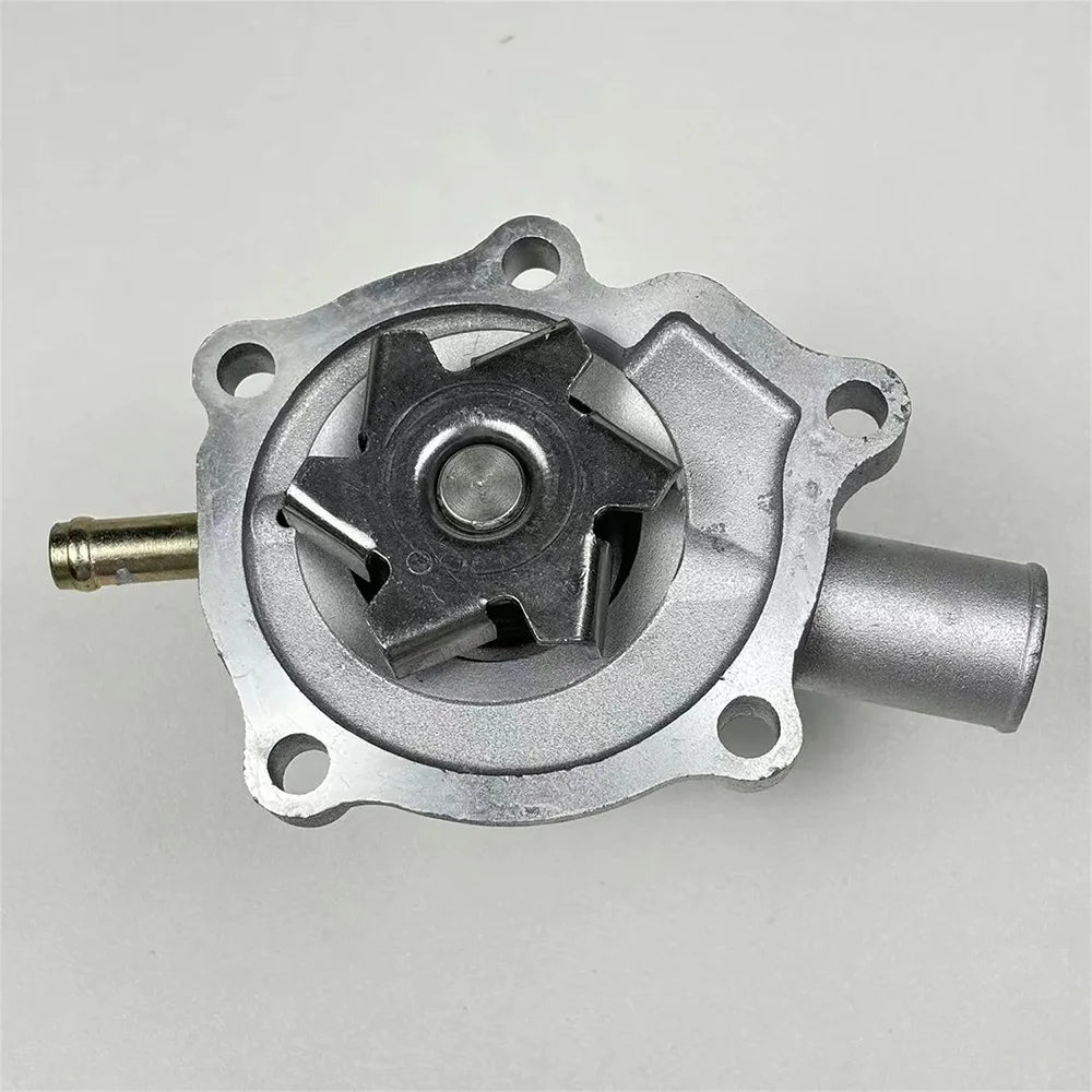 New Kubota Engine Water Pump, 1G820-73030, 1G820-73035, 1G820-73037 for Z602, D722, D782, D902 Engines Accessories