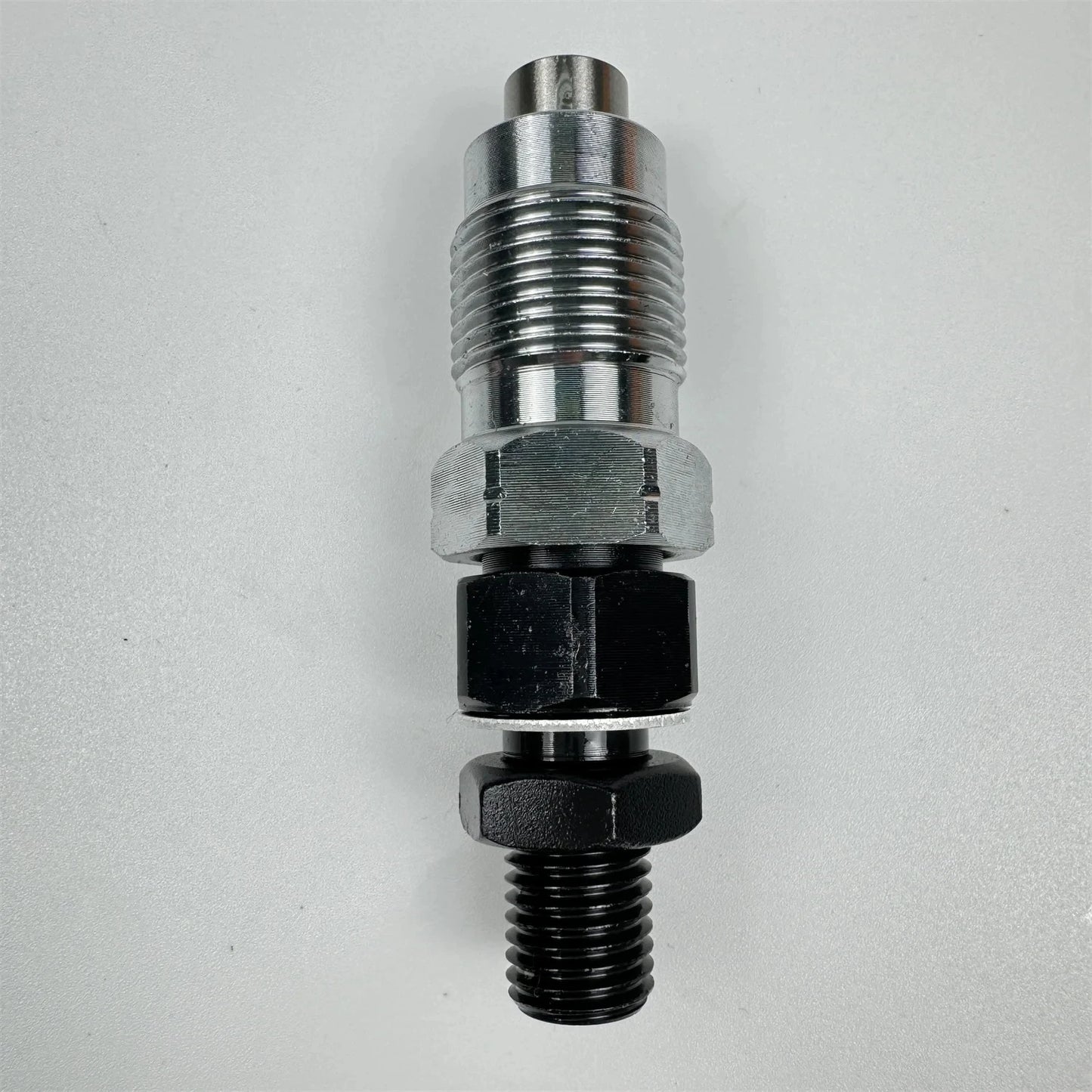 Fuel injector assembly 16871-53900 16871-53904 is suitable for Kubota engines D902 D722 Z602 Z482 Supplier