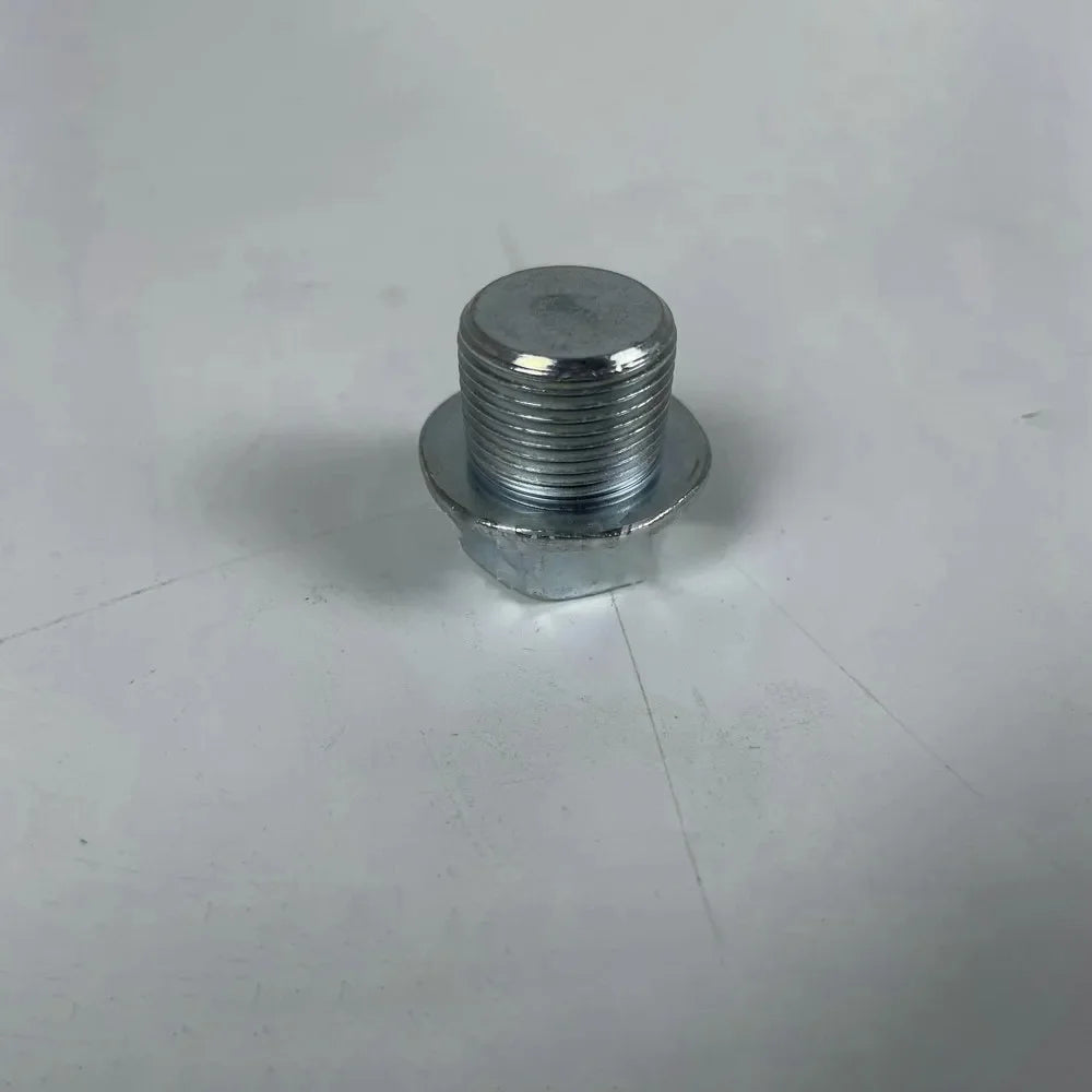 Oil Pan Drain Plug 15707-33750 For Kubota V2403 Engine Supplier